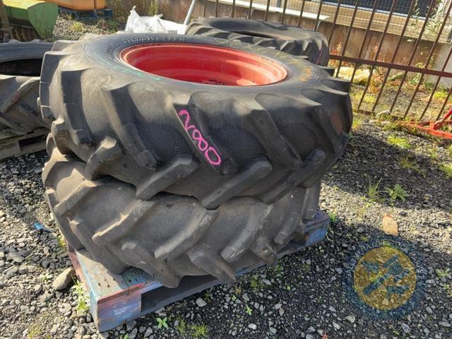 14.9/13 R26 & Rims
