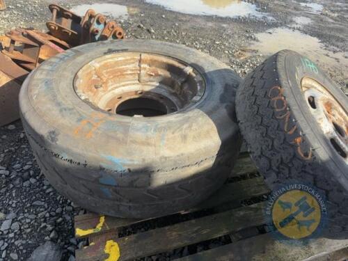 1x 340/65 R18 Michelin Tyre & Rim