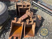 Selection of Digger Buckets with 25mm Pins. 90mm Centers. - 3