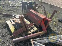 Red Bale Squeeze