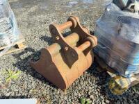 2ft Digging Bucket - 3
