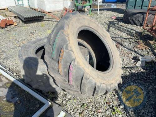 2x 440/65 R24 Michelin Tyres