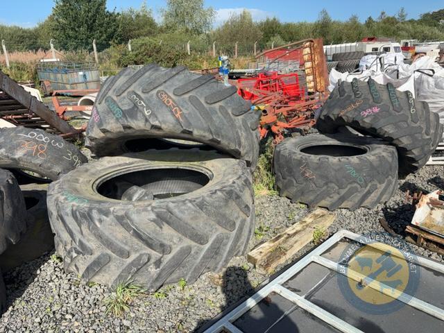 2x 650/65 R38 & 2 540/65 R28 Pirelli Tyres