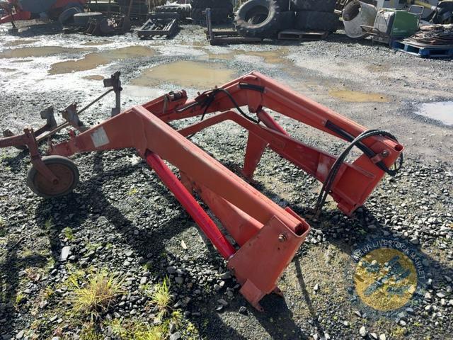 Massey Ferguson Loader with Bracket