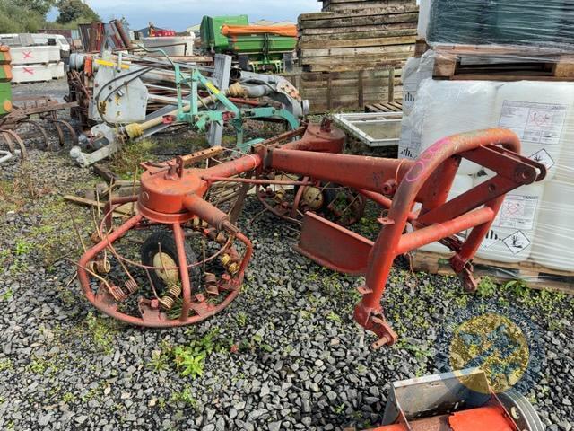 Haybob Comes with Gate