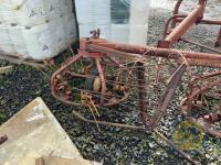 Haybob Comes with Gate - 5