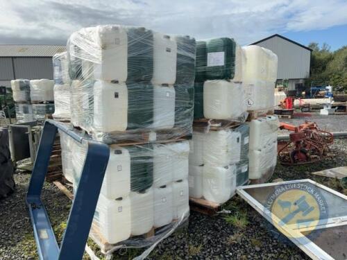 Approx 400 25 Litre Empty Plastic Drums