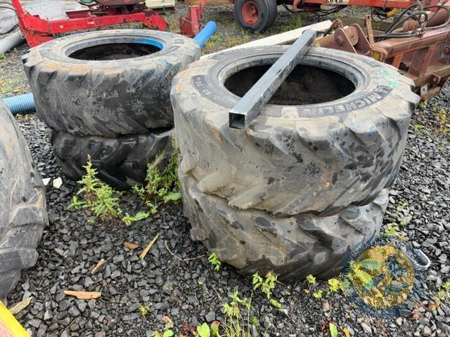 4 Loader Tyres