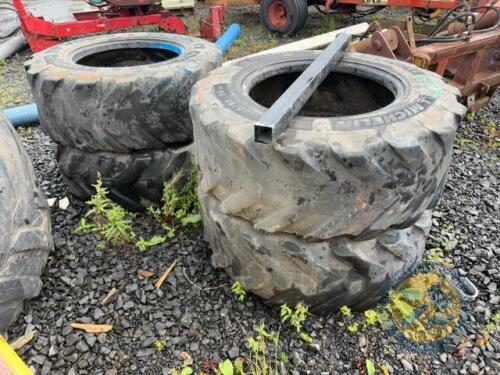 4 Loader Tyres