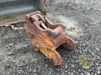 13tn Hydraulic Quick Hitch - 3