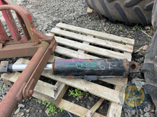 Hydraulic Ram
