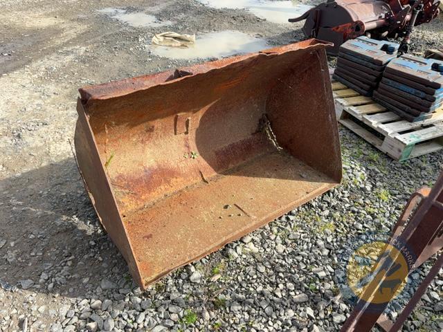 Bobcat bucket