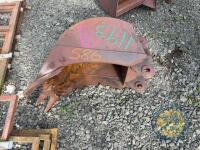 18inch Digger Bucket for Case 580 Wheeled Digger - 2
