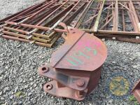 18inch Digger Bucket for Case 580 Wheeled Digger - 3