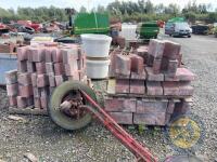 Atchison Glover Vertical Retaining Wall Brick 85 Approx - 4