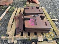 8x John Deere Weights & Attachments Bars