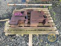 8x John Deere Weights & Attachments Bars - 3