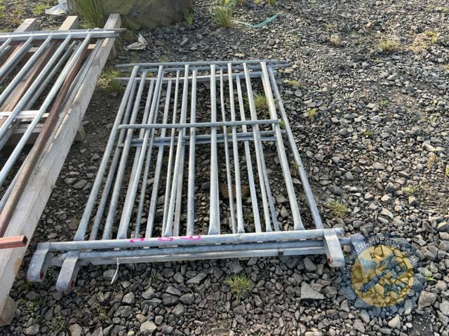 8x Sheep Hurdles