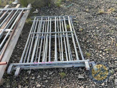 8x Sheep Hurdles