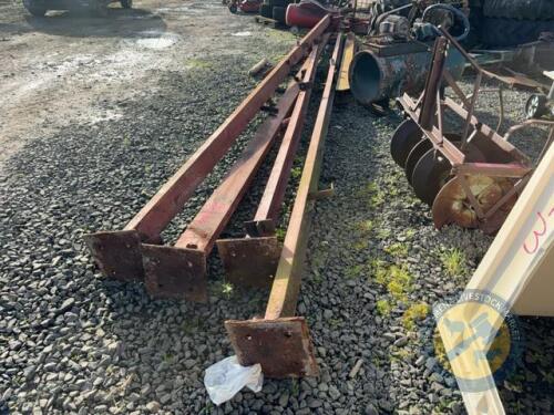 4x 26ft Long Uprights with Steel Plates on Feet, 16ft Lengths of Channel Iron, 6.5ftx6 & 3x Channel Irons 6x2.5