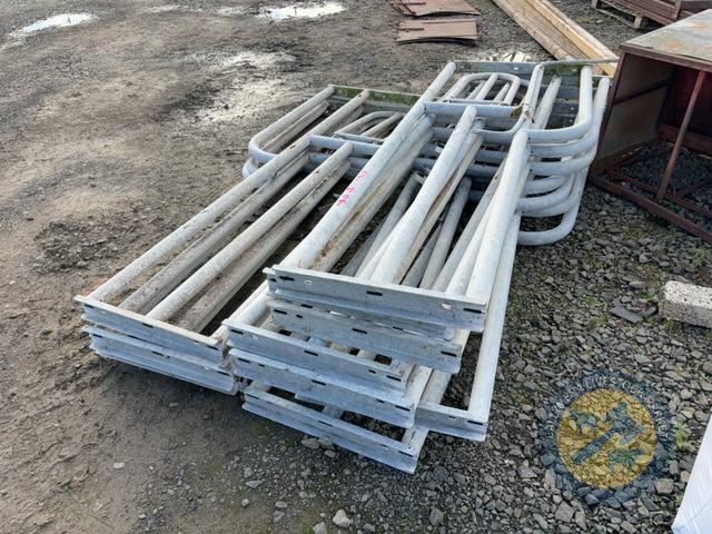 10x 8ft Gates