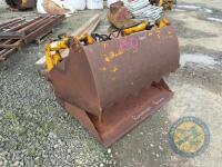 Johnston Sheargrab 4"6' with Removable Bracket - 2
