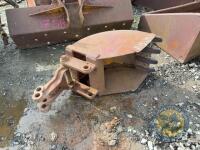 Small Digging Bucket 40mm Pins - 4