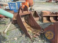 Digger Bucket 45mm Pins - 3