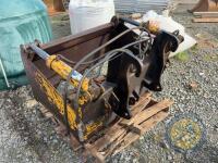 Johnston Sheargrab JCB Brackets - 2