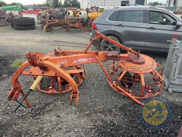 Lely Super Zip 380 Haybob