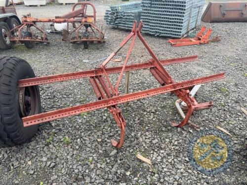2 Leg Badged Ferguson Cultivator with Spare Legs