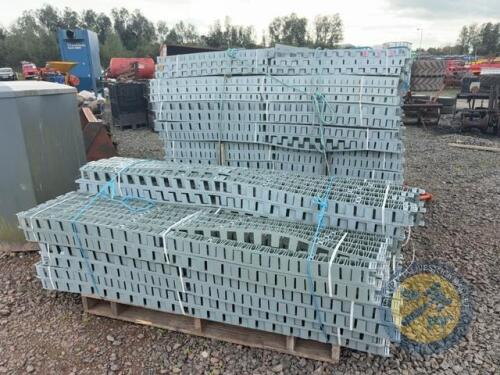 Approx 600m 70mm Concrete Spacers