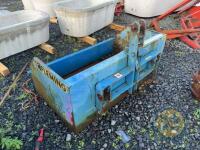 Fleming 4ft Linkbox