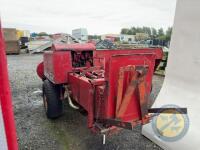 International Square Baler - 6