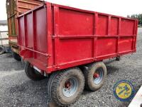 Red grain trailer - 6