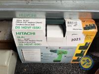 Hitachi battery drill & 3x batteries - 2