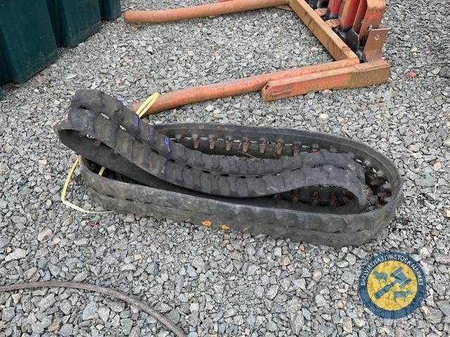 2x rubber tracks for tracked dumper