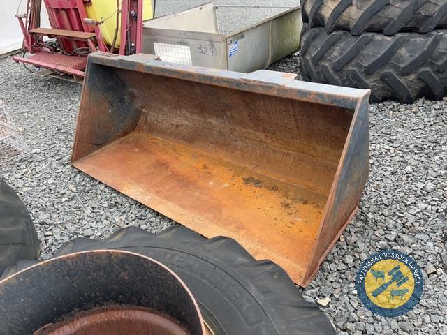 6ft Scott bucket for John Deere loader