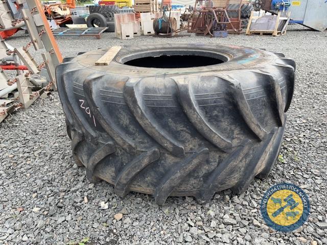 Slurry tanker tyre 30.5R32