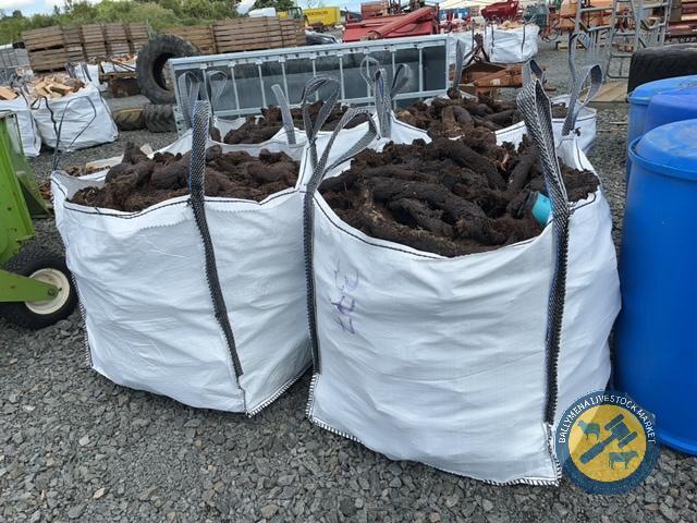 Tote bags of peat x4