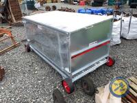 Stockmaster 8ft Lamb creep feeder on wheels - 5