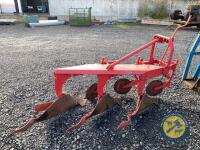 David Brown 3 Furrow plough - 3