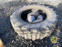 Tyre & tube 520-70-R38