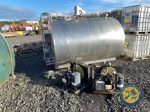 Approx 5000L Dari-Kool milk tank with 2x condensors, washers etc