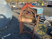 Ulster mangle - 2