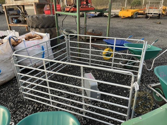 2x 6ft & 2x5ft sheep hurdles