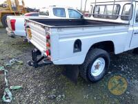 Landrover Defender 110 Pick Up - 10