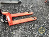 Heavy duty pallet truck - 2