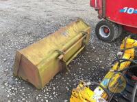 6ft Scoot loader bucket chilton brackets - 3