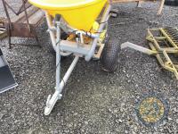 Quad salt spreader - 7
